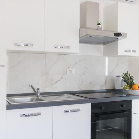 Agava Apartment Ugljan Bagian luar foto