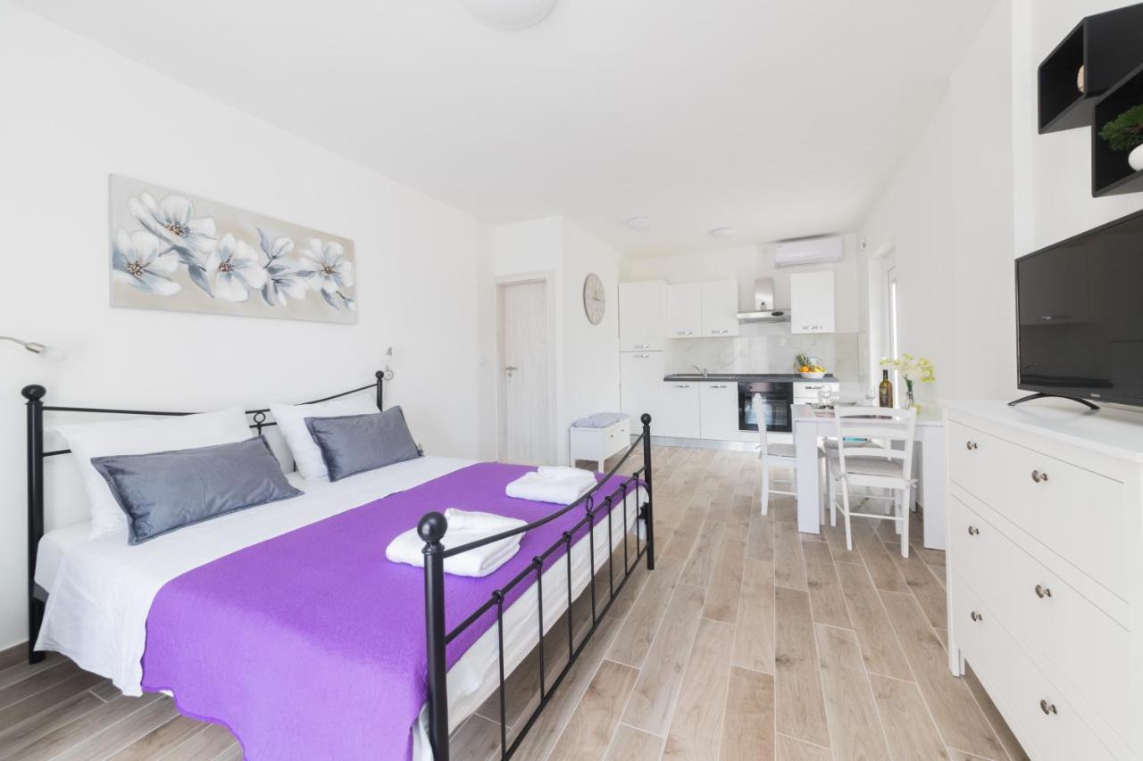 Agava Apartment Ugljan Bagian luar foto
