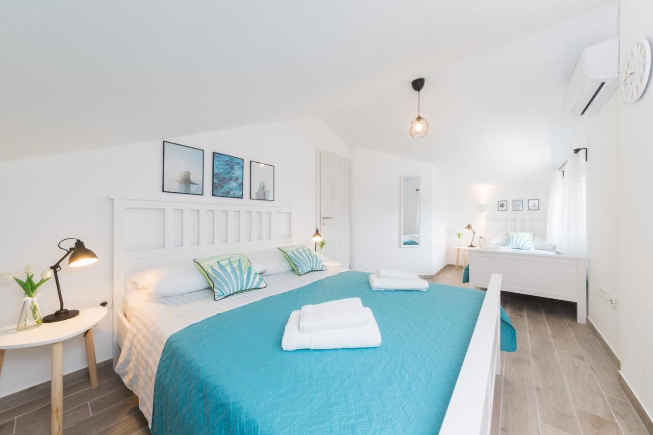 Agava Apartment Ugljan Bagian luar foto