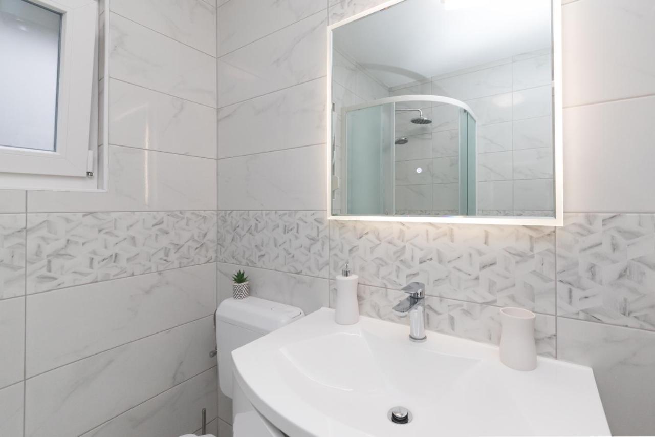 Agava Apartment Ugljan Bagian luar foto