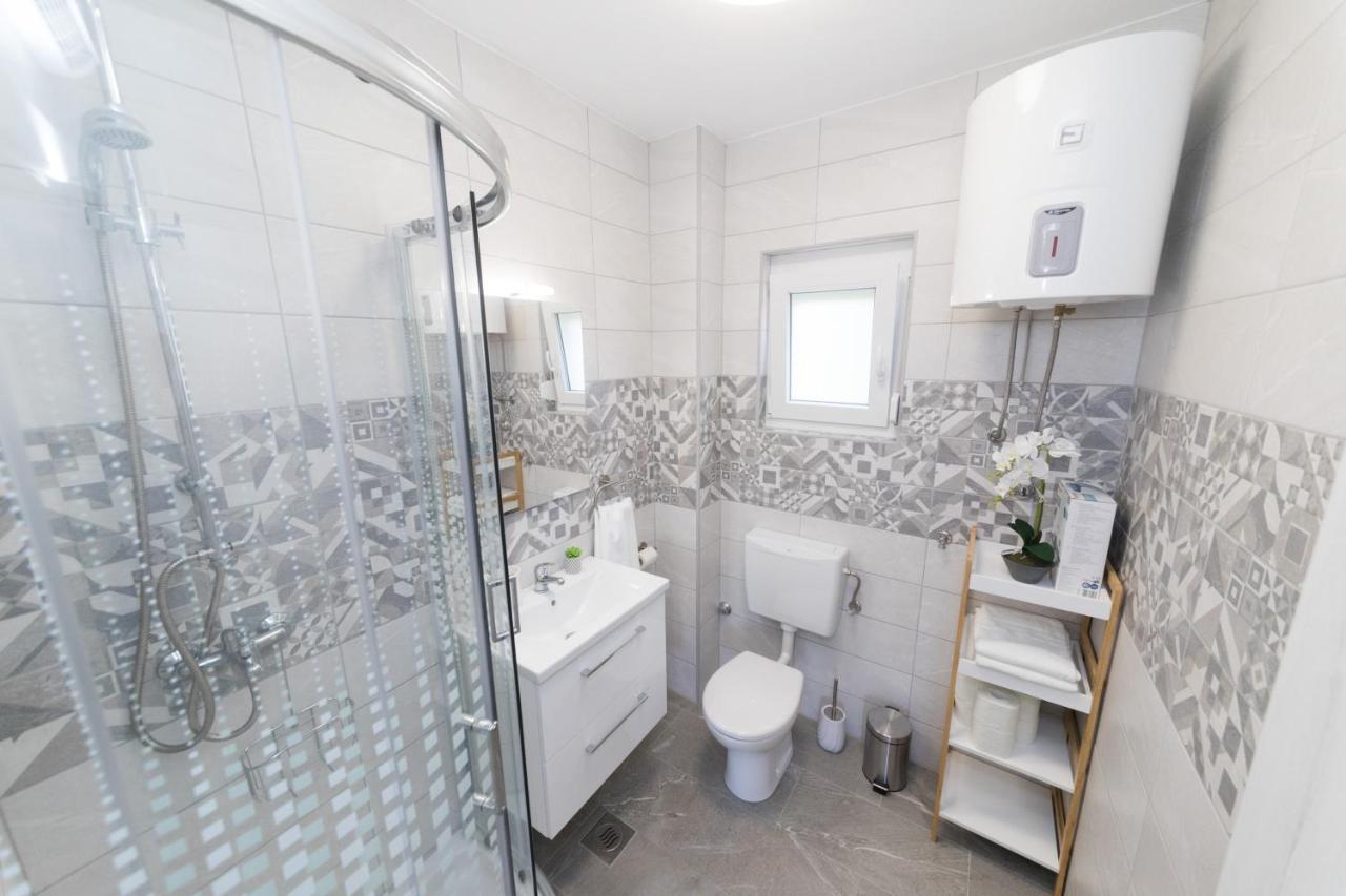 Agava Apartment Ugljan Bagian luar foto