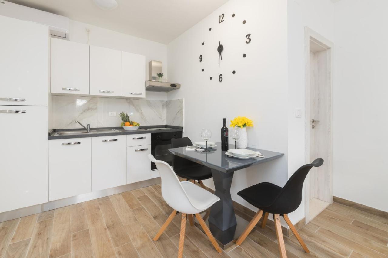 Agava Apartment Ugljan Bagian luar foto