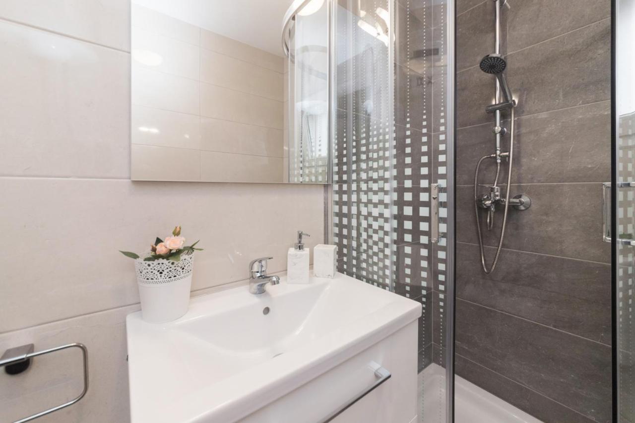 Agava Apartment Ugljan Bagian luar foto