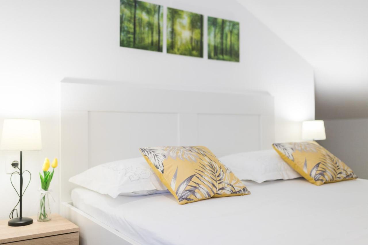 Agava Apartment Ugljan Bagian luar foto
